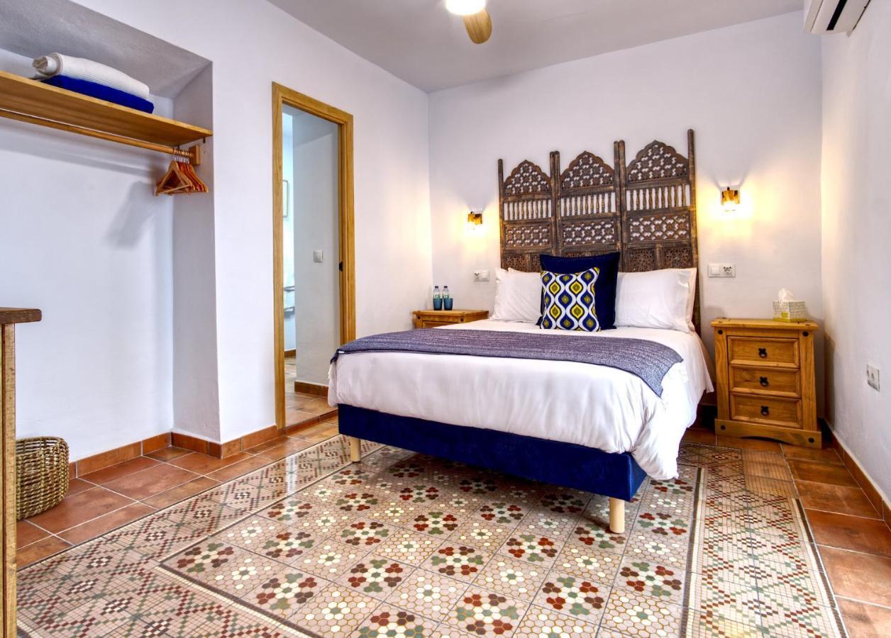 Bed and Breakfast La Vieja Botica Canillas de Aceituno Exterior foto